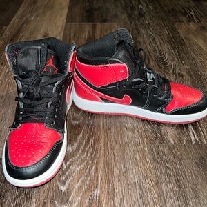 Air Jordan 1 youth size 1y.
